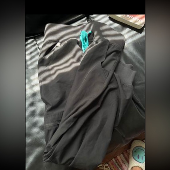 COPY - Figs joggers - Picture 1 of 3